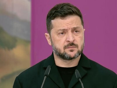 Зеленський закликав берегти Лавру від російських атак