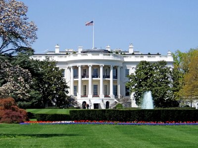 США звинуватили понад 40 країн через допомогу Китаю