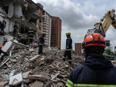 У Колумбії померла жінка, врятована після 37 годин під завалами