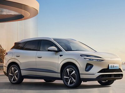 Британія фінансуватиме боротьбу з китайським автопромом
