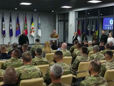 У Києві нагородили рятувальника, який врятував шістьох людей і дістав поранення