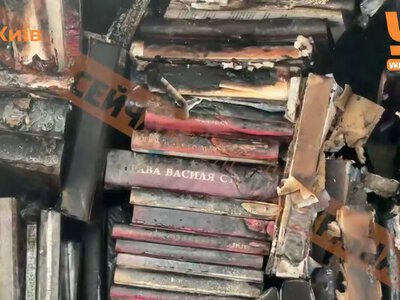 Росіянці балістикою спалили книжковий ринок у Києві (ВІДЕО)