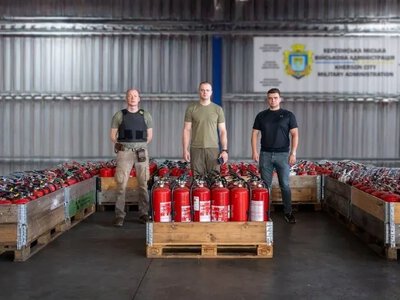 Херсонська громада отримала перші 420 вогнегасників від релігійної громади «Віфесда»