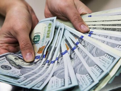 Зарплати під 90 тисяч гривень: назвали сферу, де працівники отримують ледь не найбільше