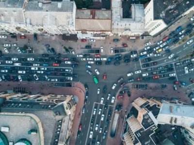 Без обмежень і заторів: у Києві відновили рух на трьох вулицях після атаки
