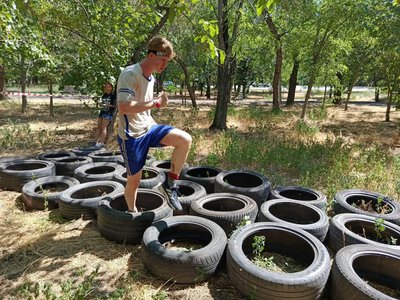 UNITY RUN-2026: у Миколаєві відбувся забіг з перешкодами до Дня молоді (ФОТО)