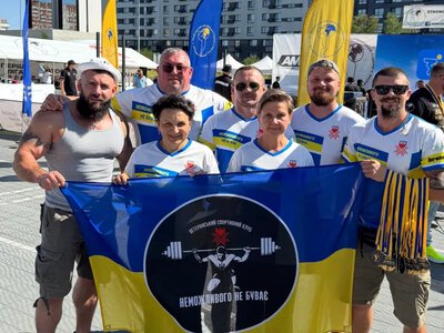 15 медалей для Рівного: ветерани клубу «Неможливого не буває» підкорили турнір у Львові
