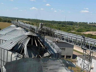 РФ ракетним ударом пошкодила елеватор UkrLandFarming на Сумщині: поранено працівника