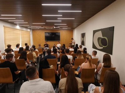На Закарпатті молодь залучають до управління громадами: Віктор Микита провів зустріч із молодіжним конгресом