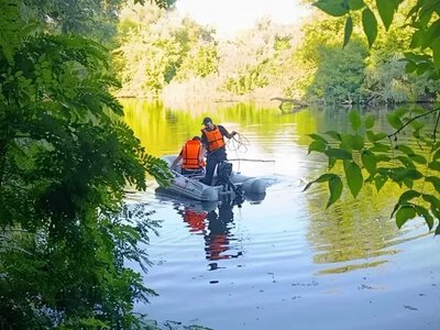 Трагедія на річці Стрижень: у Чернігові водолази дістали з води тіло 31-річного чоловіка