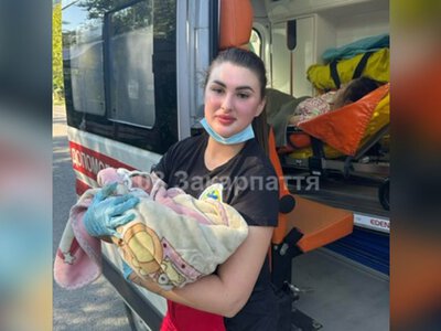 Не знала про вагітність: на Рахівщині 26-річна жінка народила хлопчика вдома