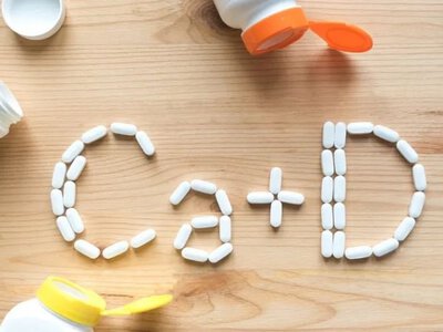 Синергія для міцності скелета: що відбувається з кістками при одночасному прийомі вітаміну D та кальцію
