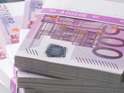 Курси обміну валют, встановлені банками на ранок 17 серпня