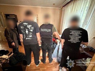На Одещині перед судом постане військовослужбовець-втікач з арсеналом зброї та наркотиків