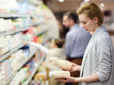 З полиць зникають молочка й сигарети: удари рф по складах зламали логістику українського ритейлу
