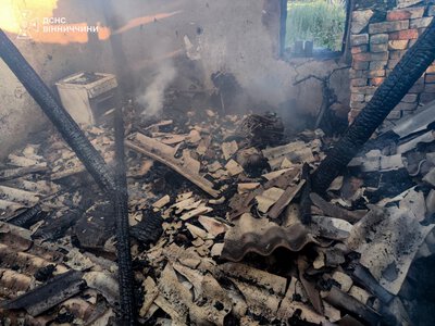 Пожежа на балконі у Вінниці: 24-річного хлопця госпіталізували з отруєнням димом