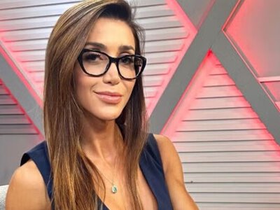 Величезна акула схопила інфлюенсерку і потягнула під воду: небезпечний тренд набирає популярності