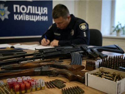 На Бориспільщині мешканці задекларували понад 172 тисячі боєприпасів і 219 одиниць зброї
