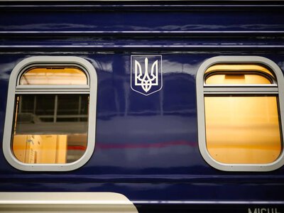 У Гребінці затримають три поїзди: один із них — майже на годину