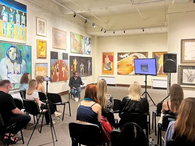 Як не дати мистецькому проєкту зникнути: досвідом у Музеї Корсаків поділився артменеджер Олександр Никитюк