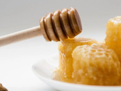 В Україні прогнозують менший урожай меду: ціни можуть зрости, а експорт — скоротитися