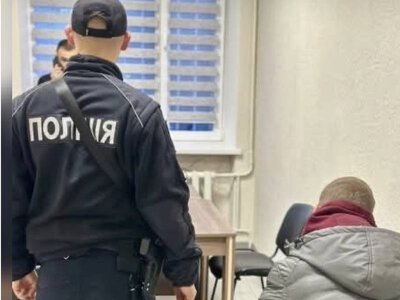 За крадіжку грошей із будинку односельця засудили 23-річного жителя Могилів-Подільщини