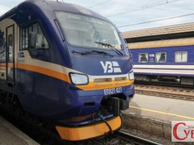 З 24 серпня поїзди Київ — Коростень знову зупинятимуться у Головках та Йосипівці