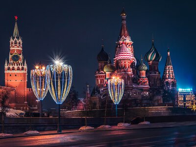 Москва не спала через дрони: після роботи ППО спалахнули пожежі