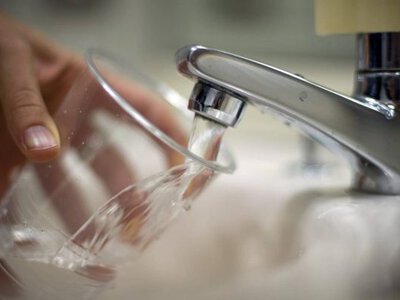 Скільки херсонці заборгували за водопостачання та водовідведення