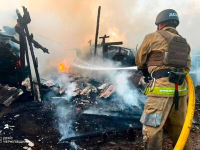 У Чернігівській області через БпЛА були пожежі. Постраждала жінка