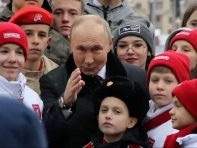 Безплатна освіта за російську ідентичність: як Кремль полює на українську молодь в окупації