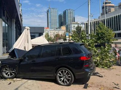 ДТП у Києві: Зеленський пообіцяв посилити відповідальність для винуватців аварій