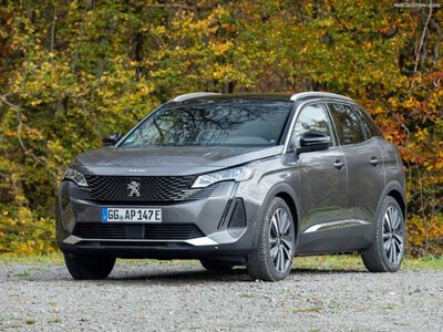 Франківця оштрафували на 204 тисячі з конфіскацією авто за фальшиві документи для розмитнення