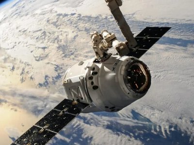 «Це революція»: як супутники допомагають Україні швидше знаходити та знищувати російські цілі
