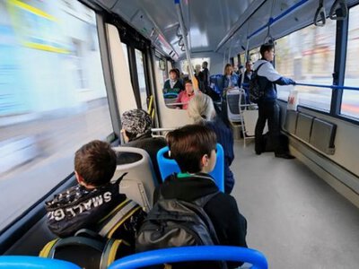 Понад 100 павлоградських школярів отримають безкоштовні іменні проїзні