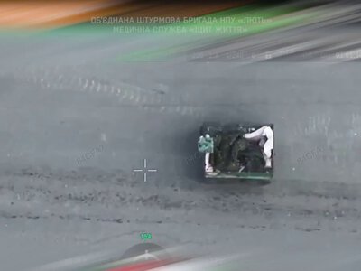 Пораненого чоловіка у Дружківці евакуювали наземним роботом (відео)