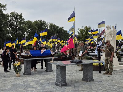 В Бердичеві попрощались з загиблим в 2024 році старшим лейтенантом Анатолієм Солошаком