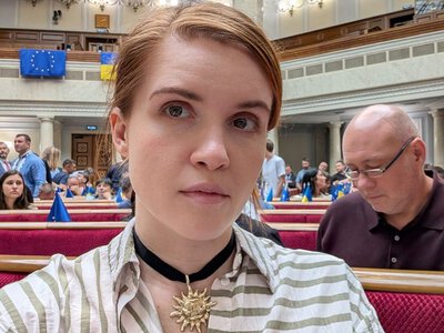 Безугла повернулася до фракції Слуги народу, каже – це шлюб за розрахунком
