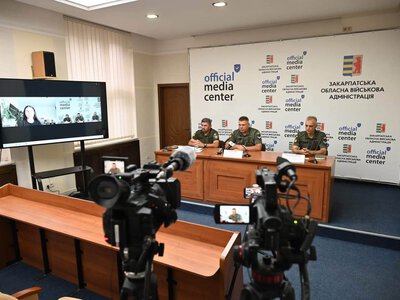 Закарпатців закликають долучитися до акції «Стіл пам’яті», яка відбудеться 29 серпня