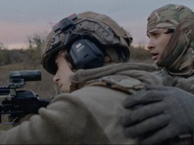 На кінофестивалі в Торонто покажуть фільм «Black Sunflowers» про життя української молоді на тлі війни