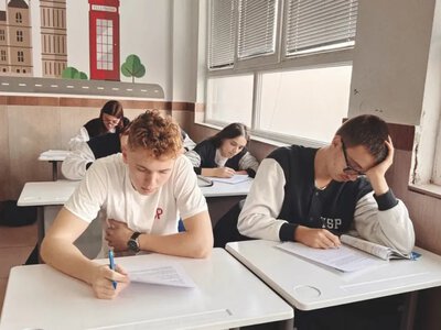 Кінець паперовому пеклу: МОН спростило оцінювання в 5–9 класах і прибрало Групи результатів з журналів 
