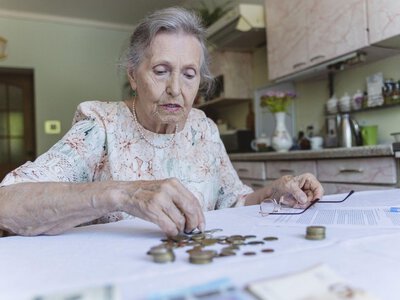 Стаж можна законно донарахувати без сплати внесків: що змінилося для пенсіонерів