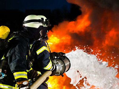 Удар по Броварах: росіяни влучили у розподільчий центр мережі EVA