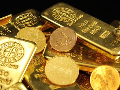 Помилка багатьох покупців: чи впливає колір золота на його реальну вартість