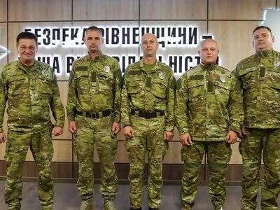 Поліцейські з Рівненщини вирушили на Покровський напрямок