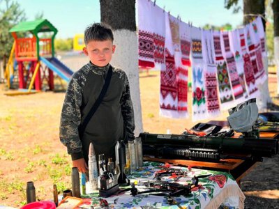 Під час святкування Дня села на Рівненщині зібрали майже 27 тис. грн для ЗСУ