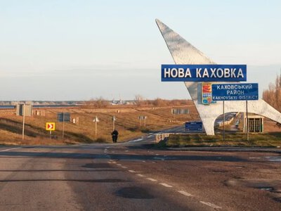 Окупанти обіцяють нові заводи на Херсонщині, доки в регіоні комунальна криза