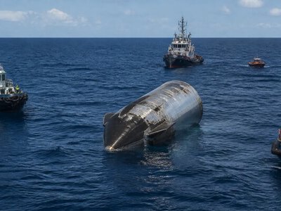 SpaceX направила інженерів по Starship біля острова Різдва