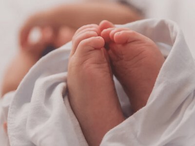 У Рівному дитина народилася «у сорочці» під час природних пологів
