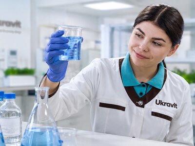 Якою має бути вода для поливу саду: норми pH, мінералізації та солей